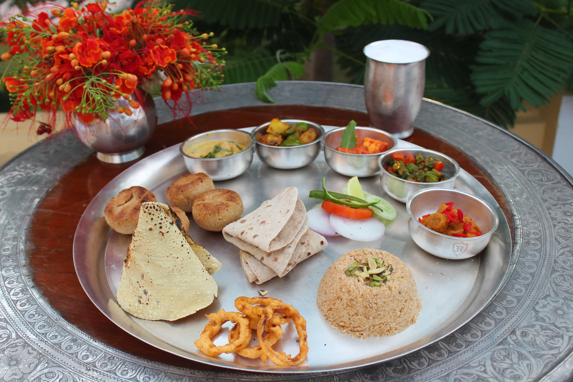 Dining at Roop Niwas Kothi